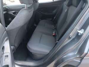 Toyota Yaris Cross - miniatura 10