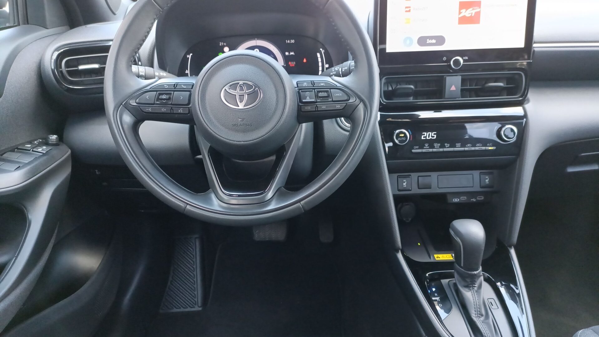 Toyota Yaris Cross - zdjęcie 14