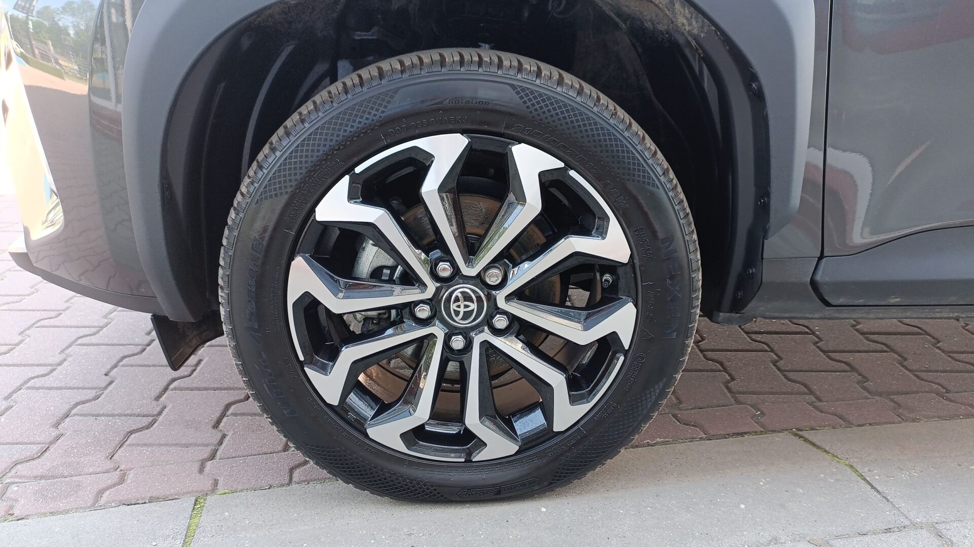 Toyota Yaris Cross - zdjęcie 19