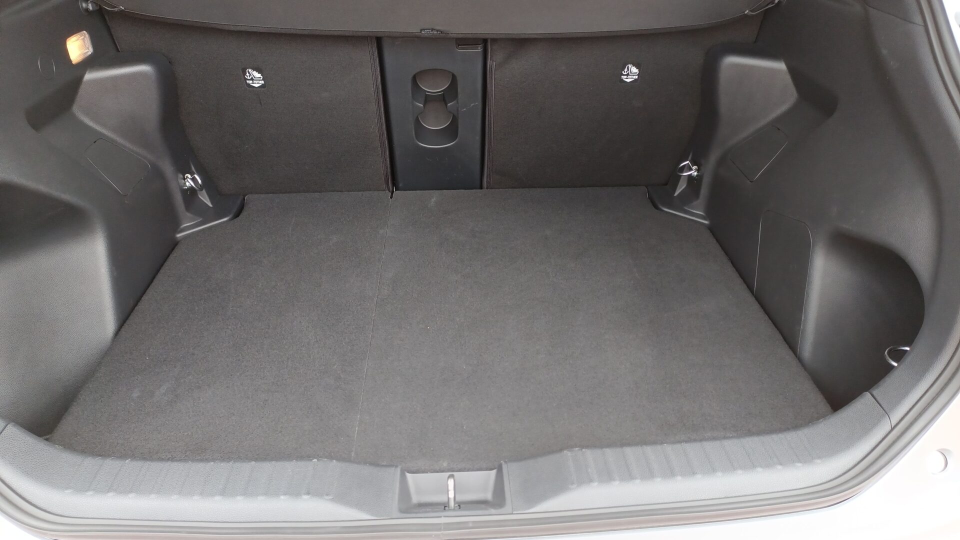 Toyota Yaris Cross - zdjęcie 18