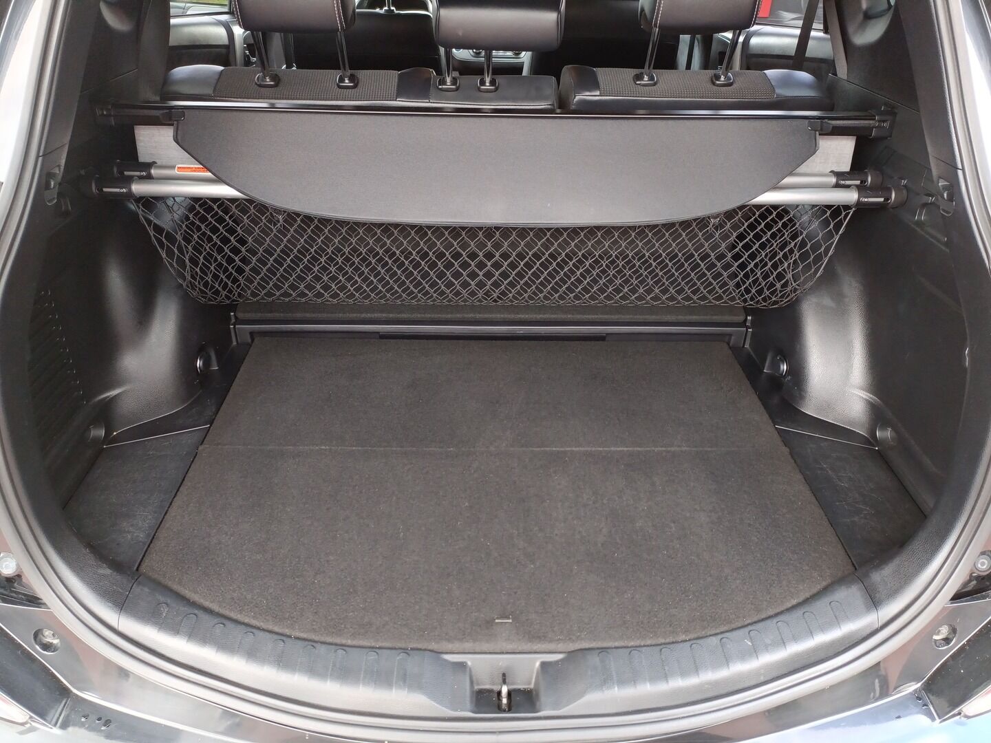 Toyota RAV4 - zdjęcie 18