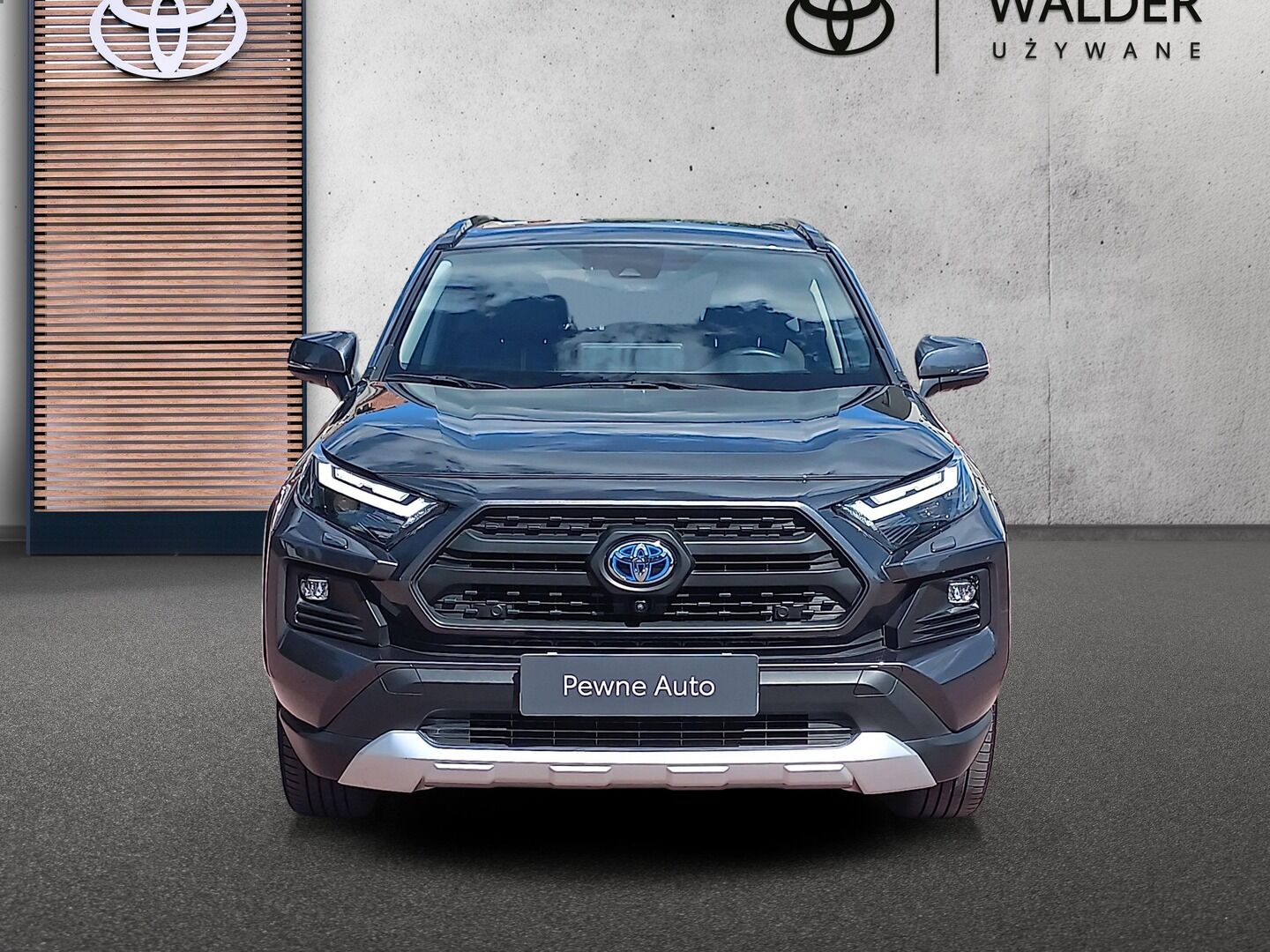 Toyota RAV4 - zdjęcie 8