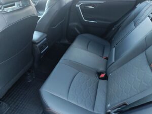 Toyota RAV4 - miniatura 10