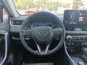 Toyota RAV4 - miniatura 15