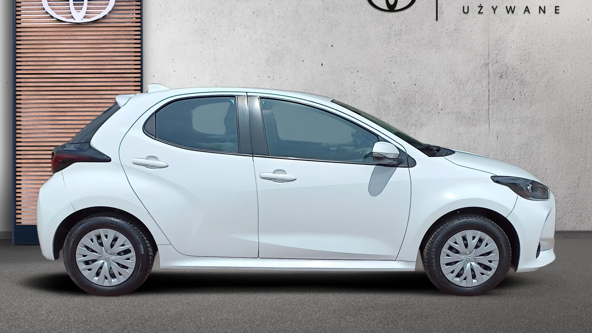 Toyota Yaris - zdjęcie 6