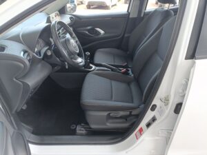 Toyota Yaris - miniatura 9
