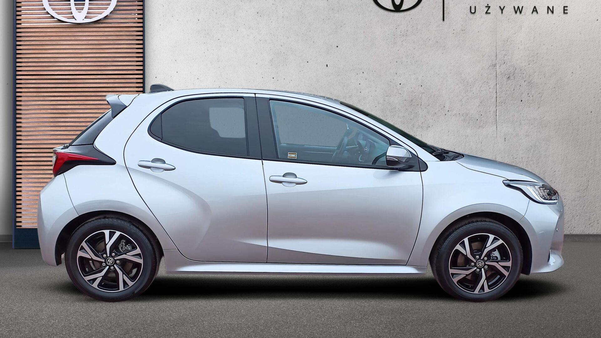Toyota Yaris - zdjęcie 6