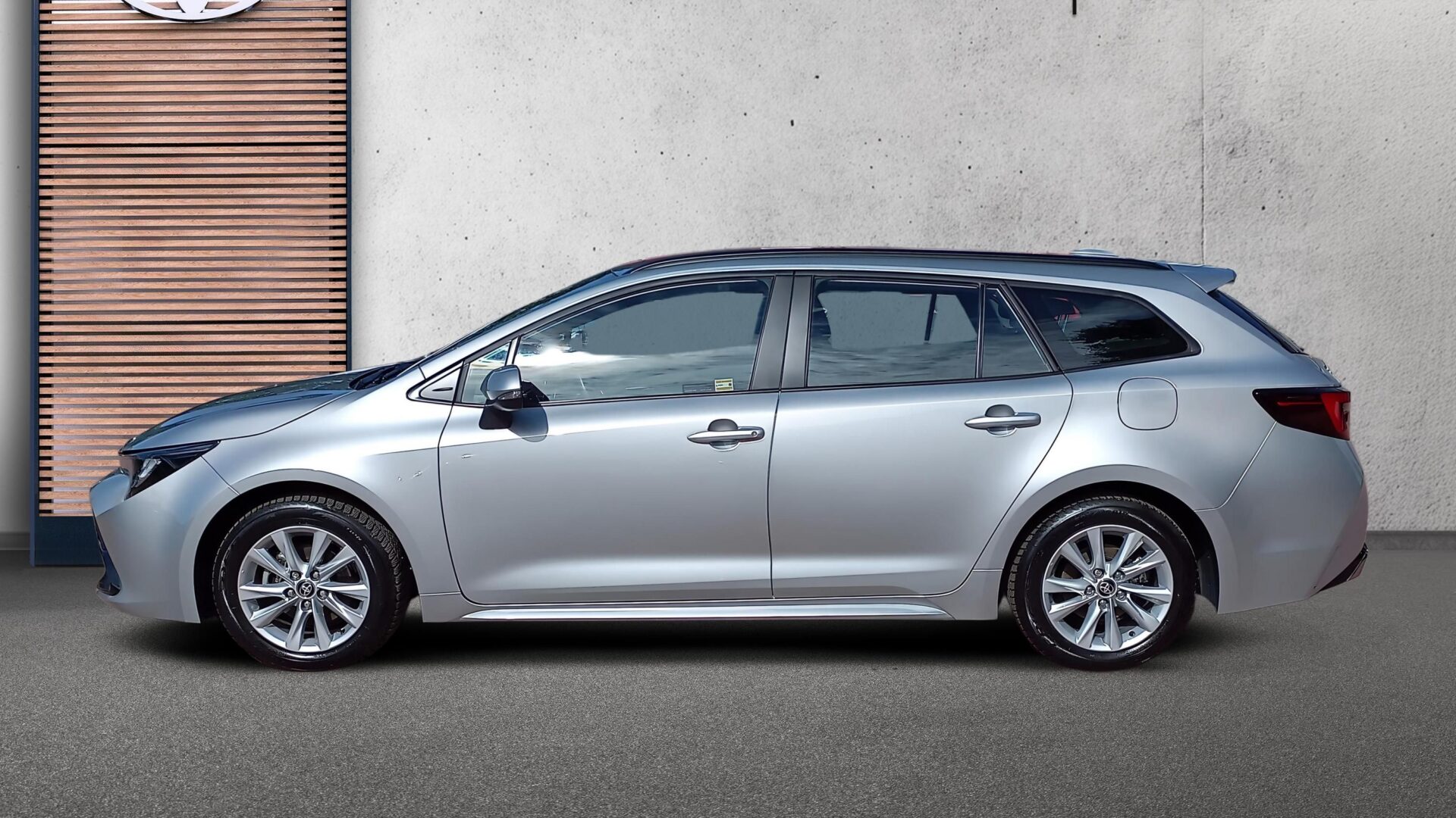 Toyota Corolla - zdjęcie 2