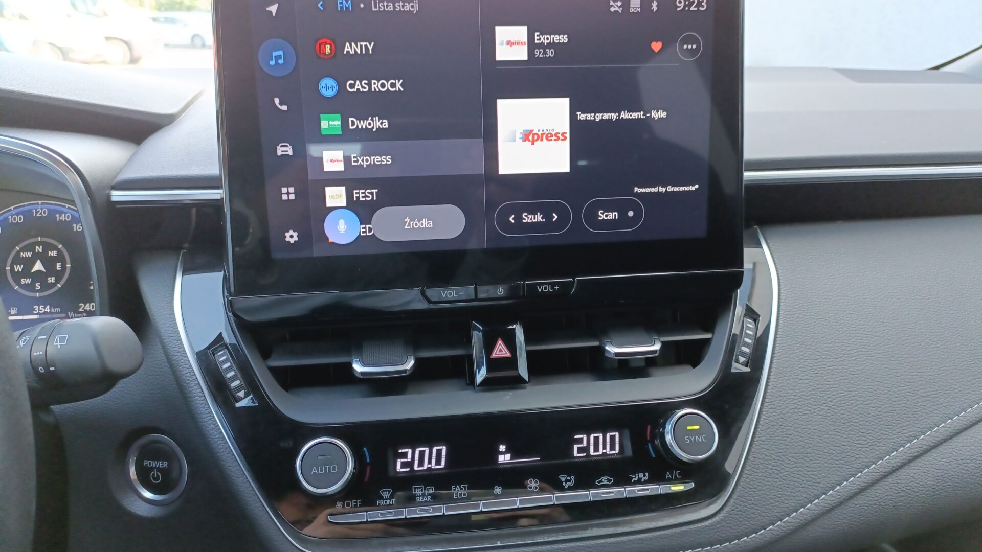Toyota Corolla - zdjęcie 17