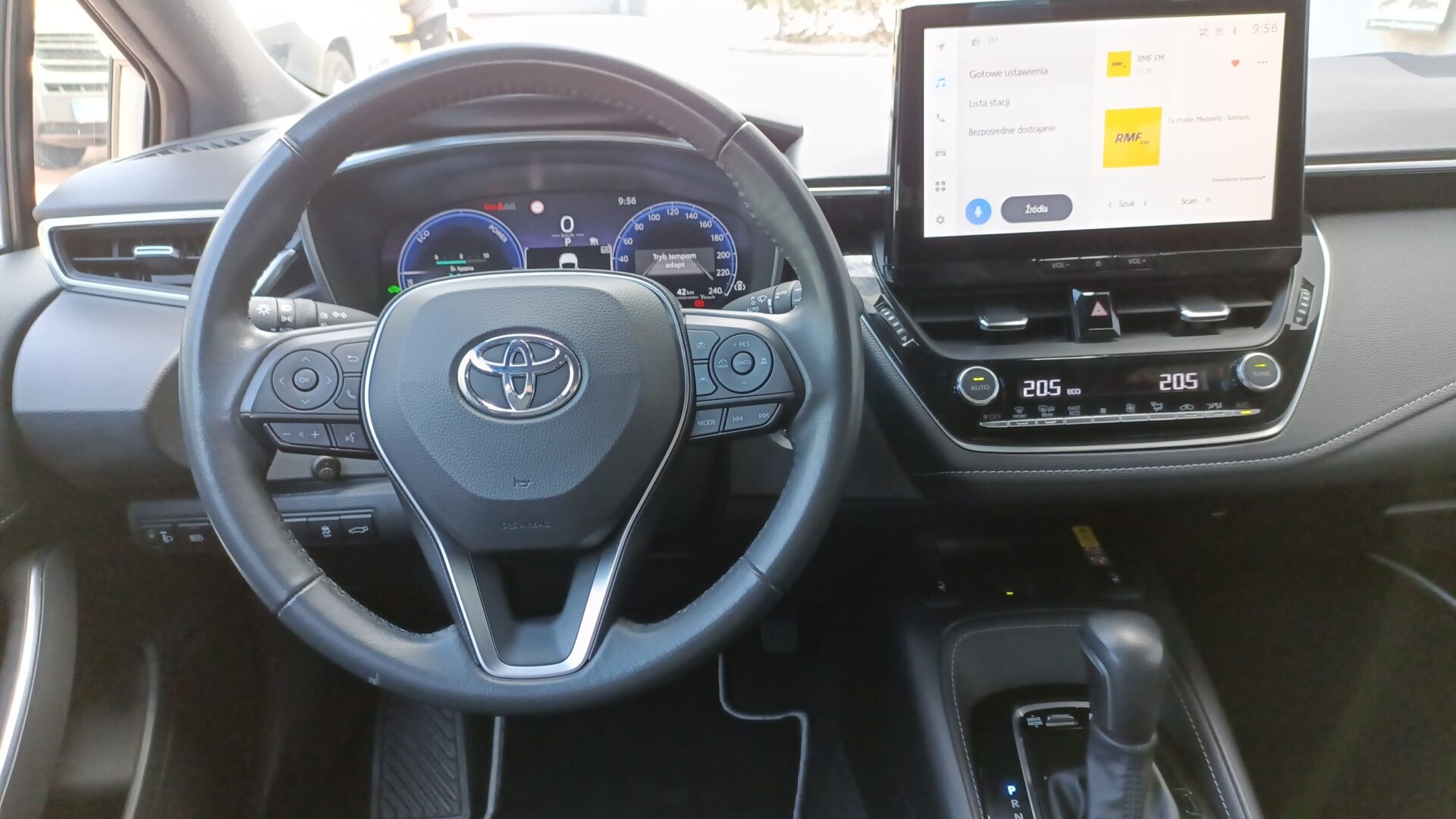 Toyota Corolla - zdjęcie 14