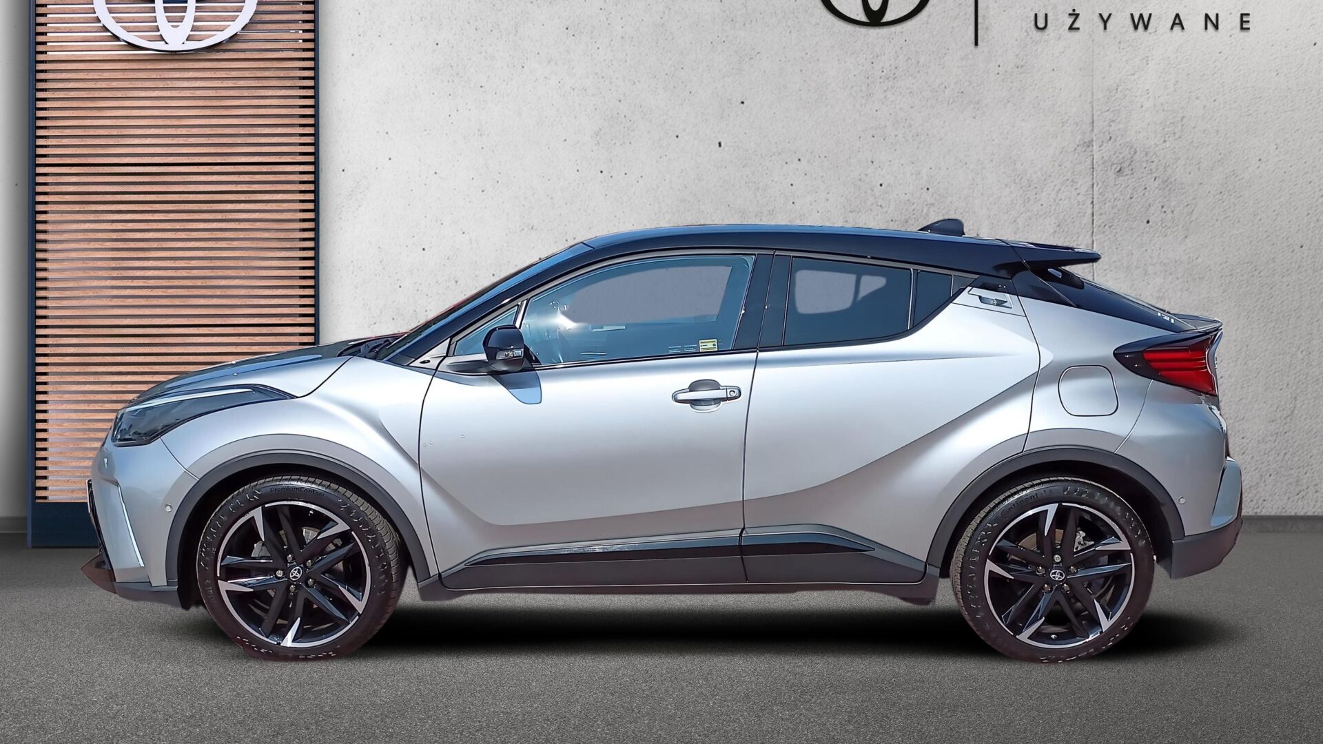 Toyota C-HR - zdjęcie 2