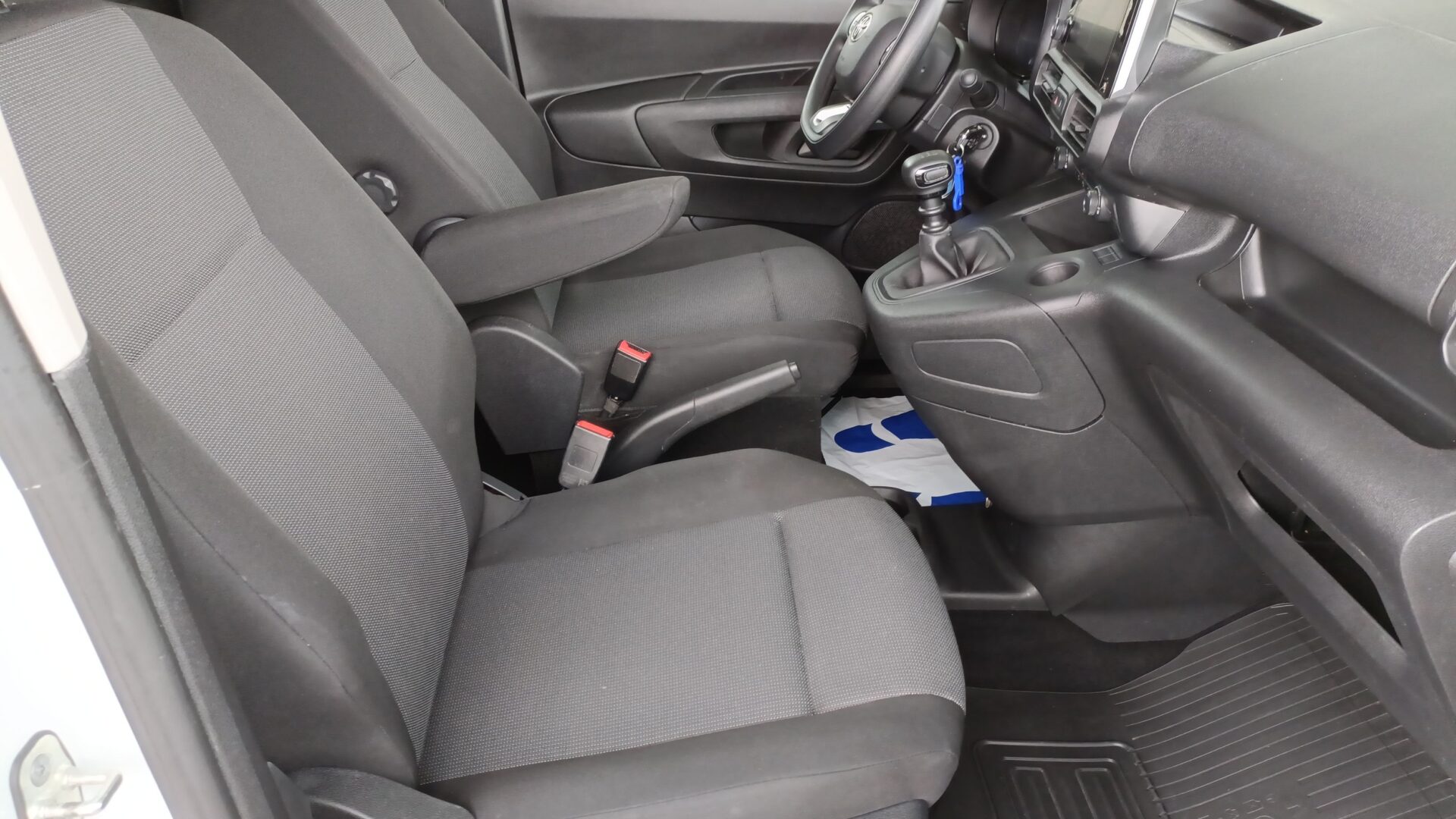 Toyota PROACE CITY - zdjęcie 10