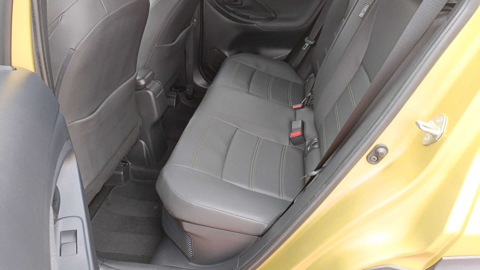 Toyota Yaris Cross - zdjęcie 11