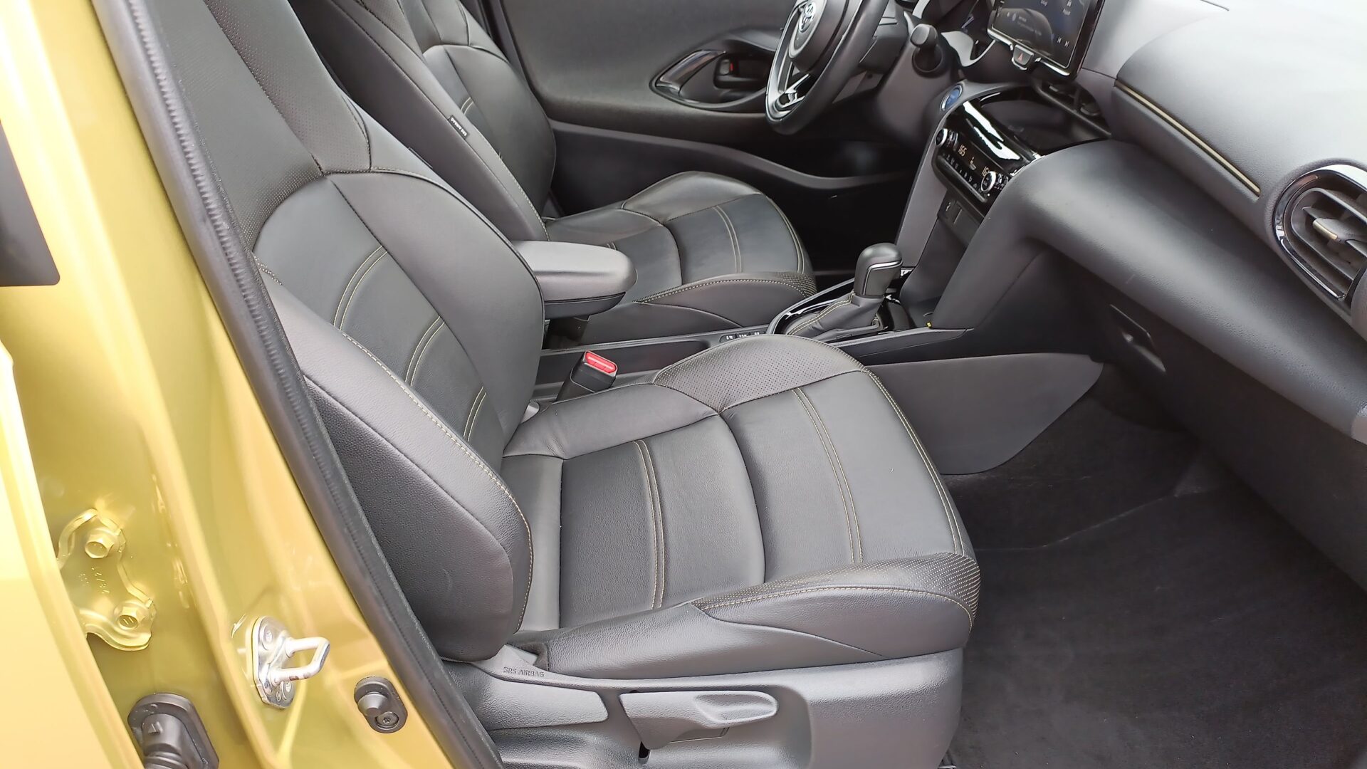 Toyota Yaris Cross - zdjęcie 12