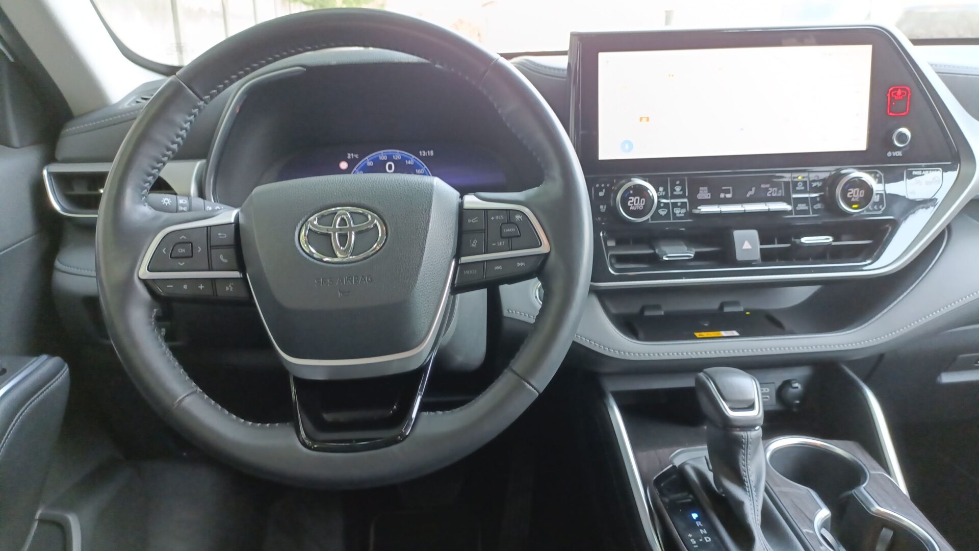 Toyota Highlander - zdjęcie 14