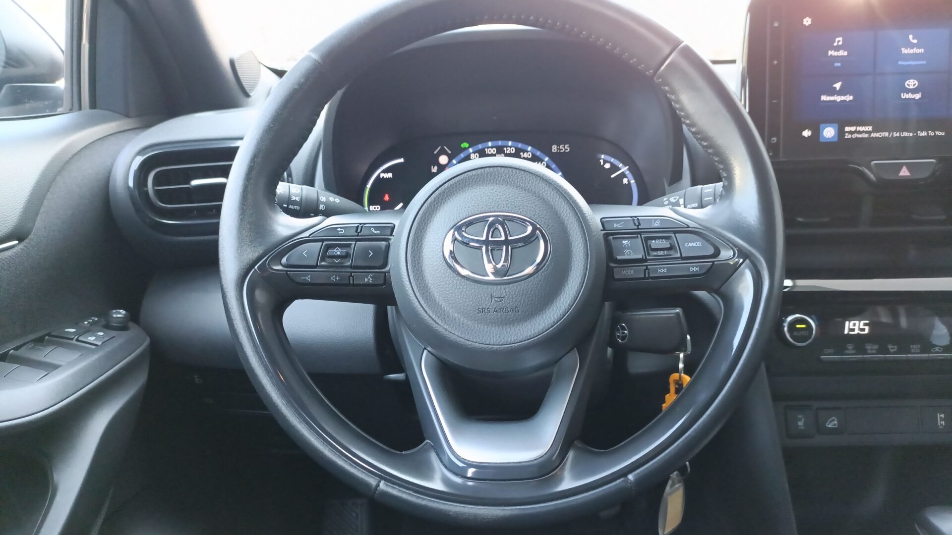 Toyota Yaris Cross - zdjęcie 15