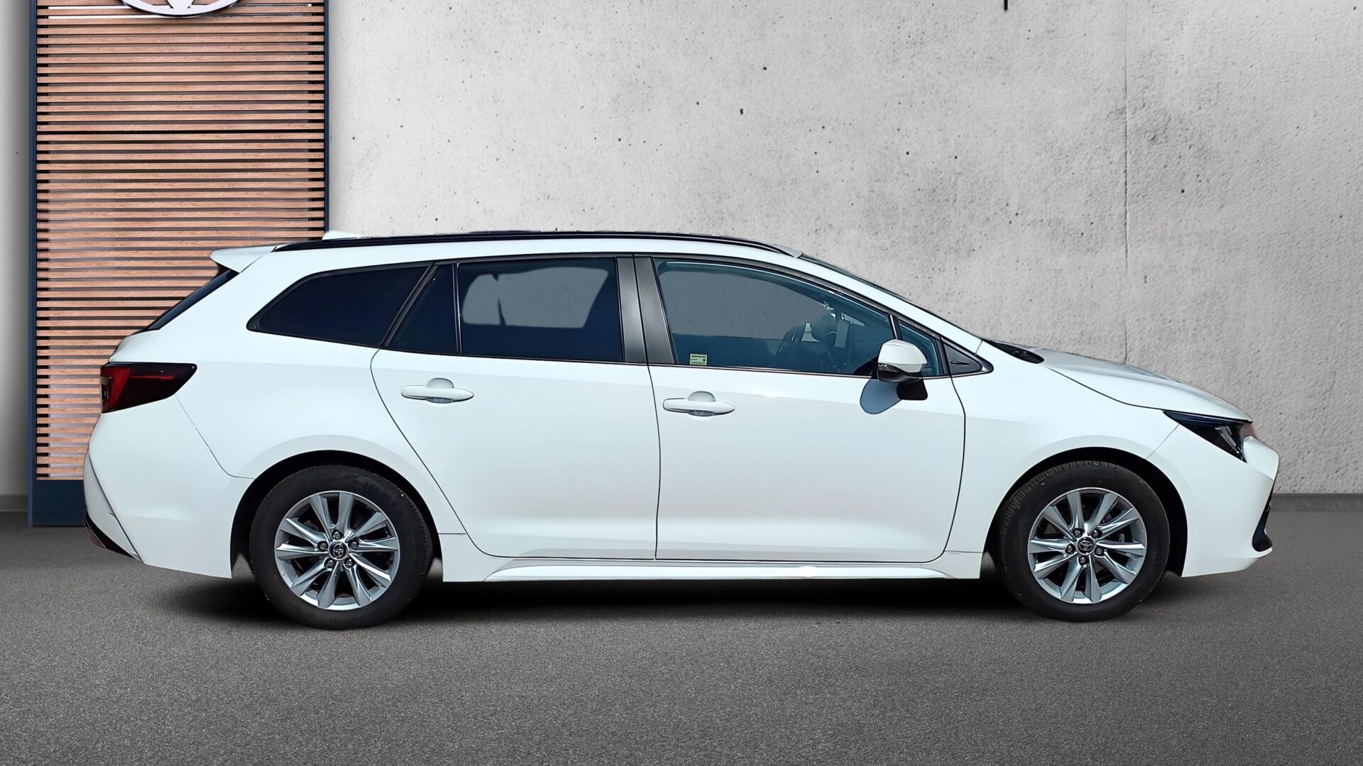 Toyota Corolla - zdjęcie 6