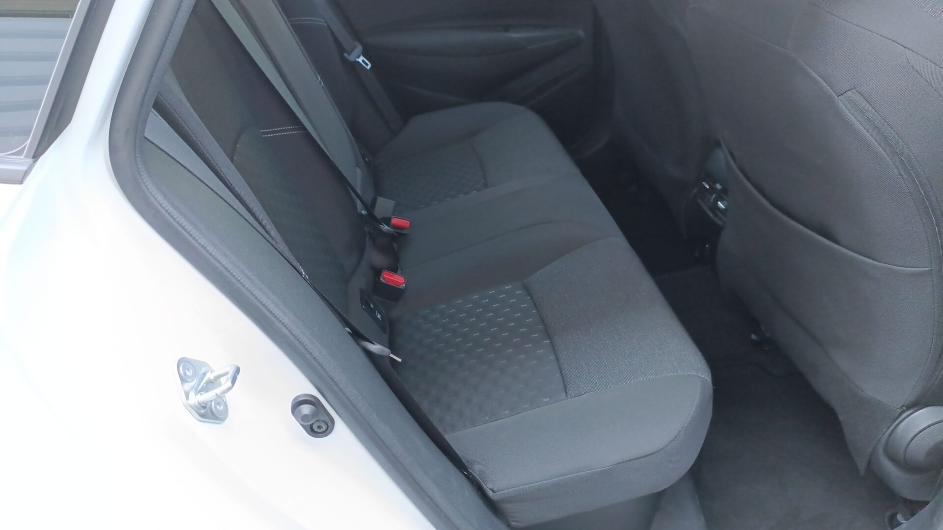 Toyota Corolla - zdjęcie 12
