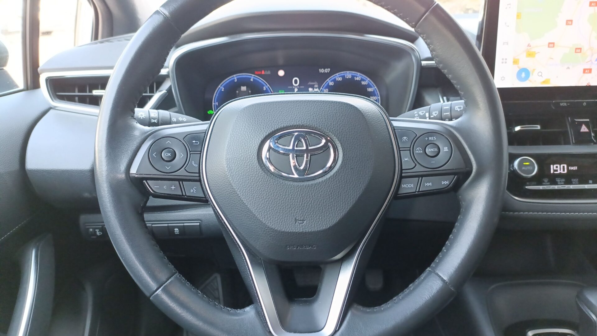 Toyota Corolla - zdjęcie 15