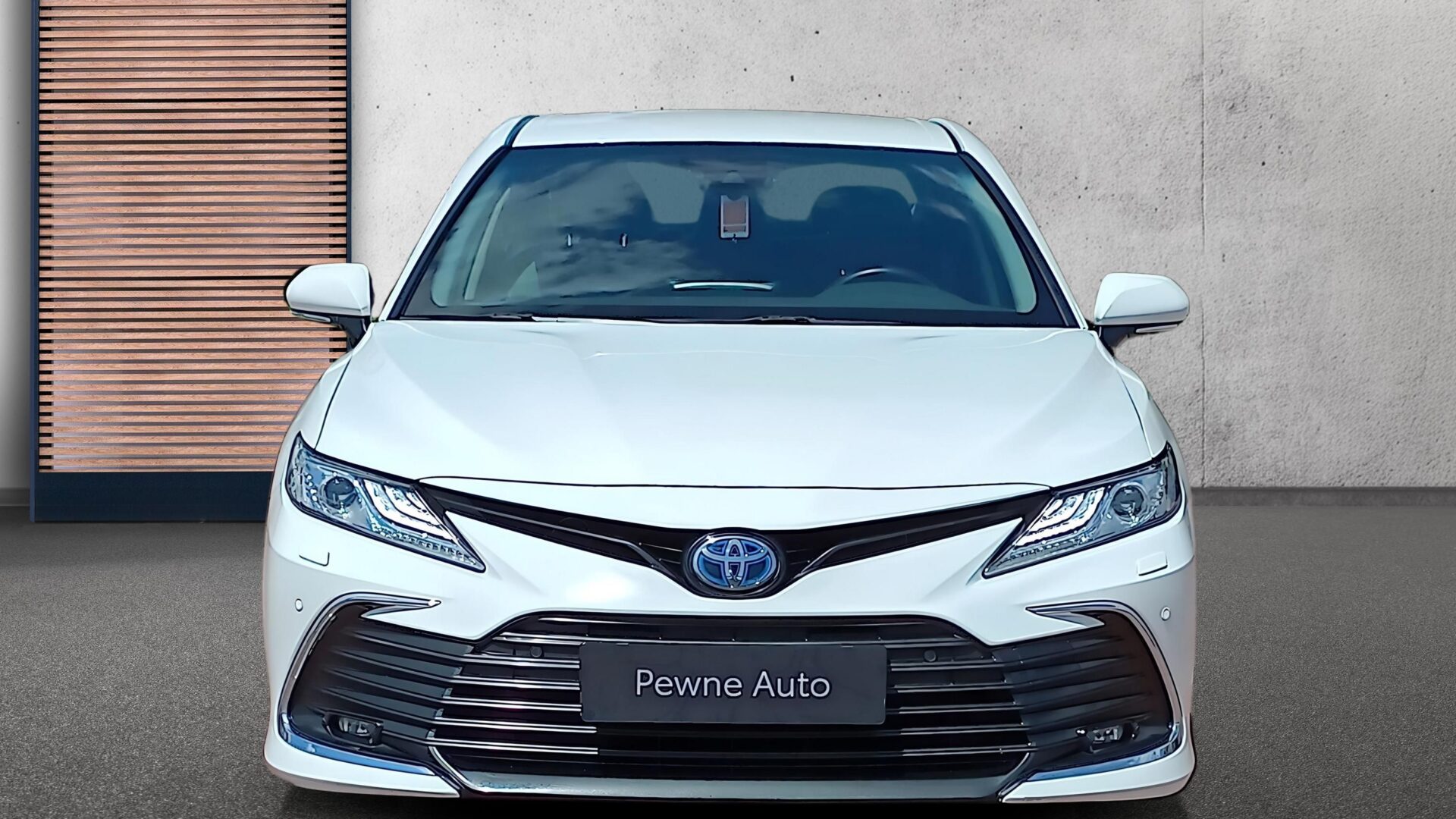 Toyota Camry - zdjęcie 2