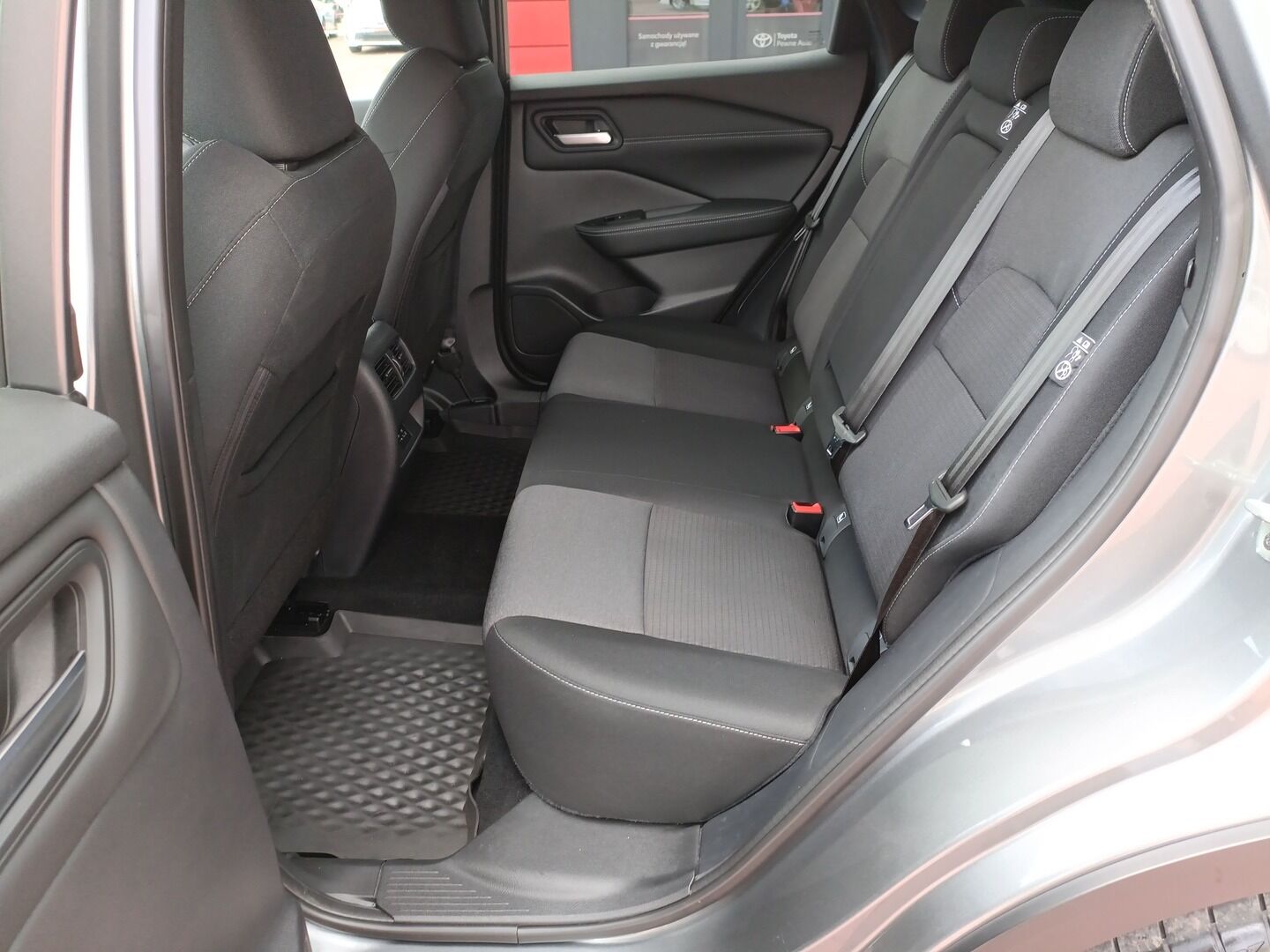 Nissan Qashqai - zdjęcie 11