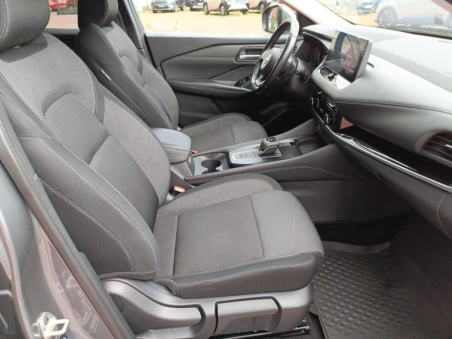 Nissan Qashqai - zdjęcie 10