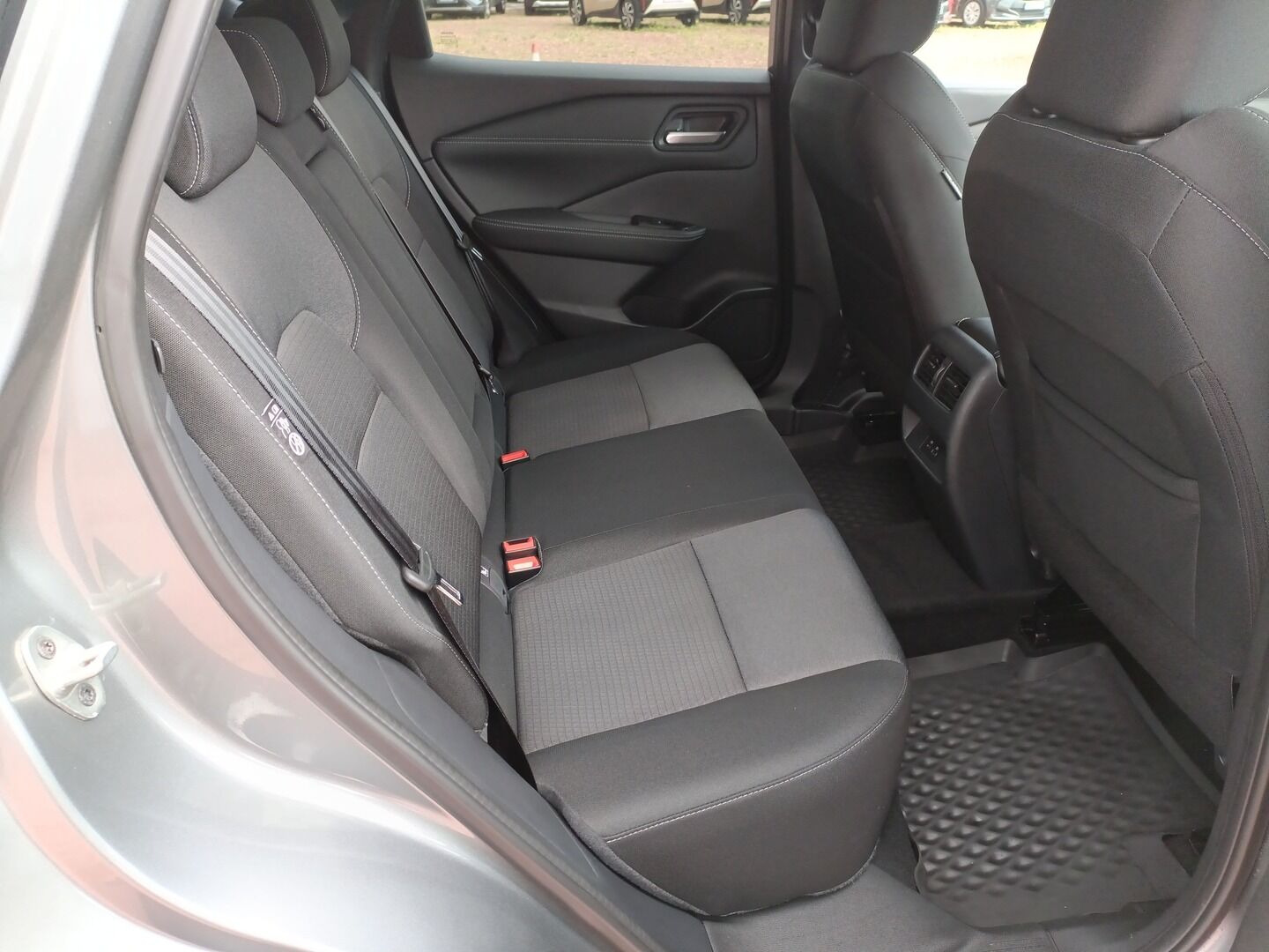 Nissan Qashqai - zdjęcie 12