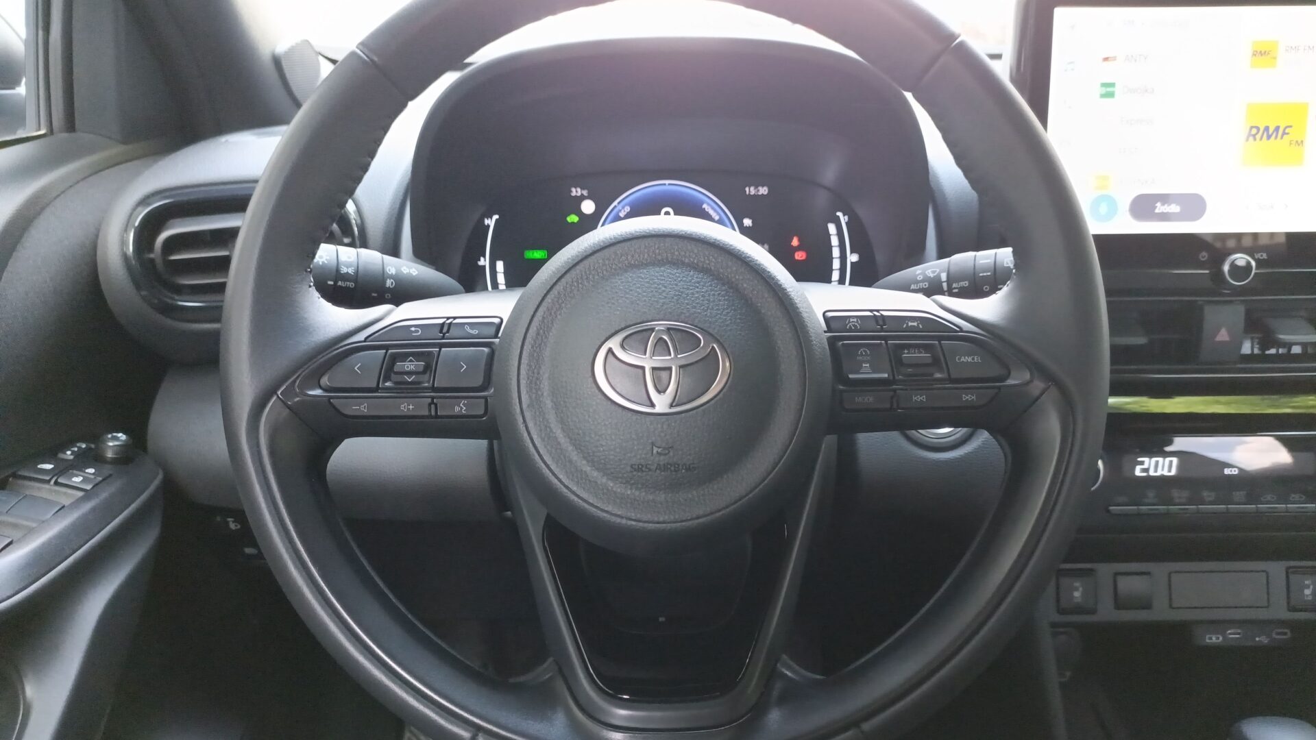 Toyota Yaris Cross - zdjęcie 15
