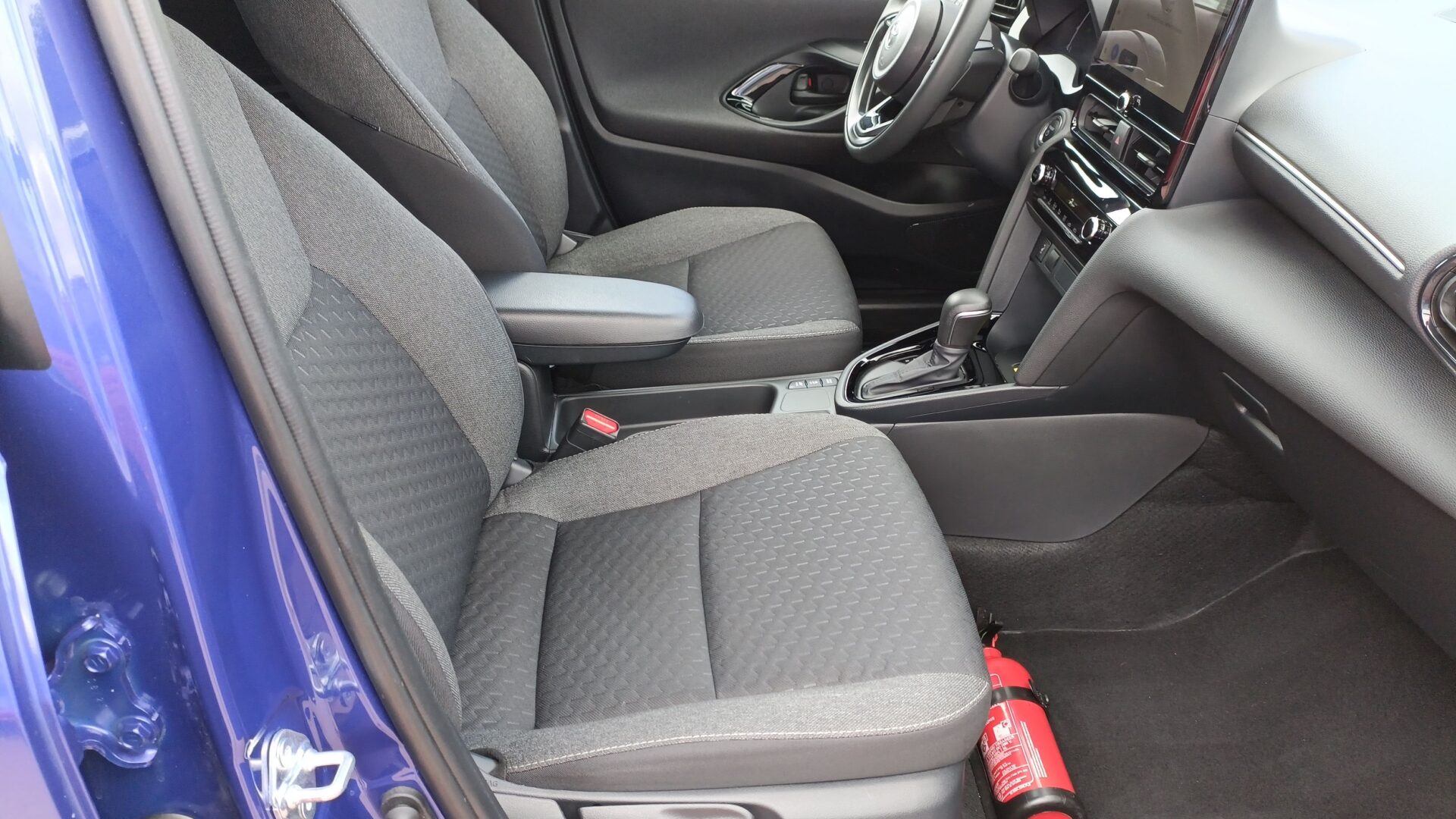 Toyota Yaris Cross - zdjęcie 11