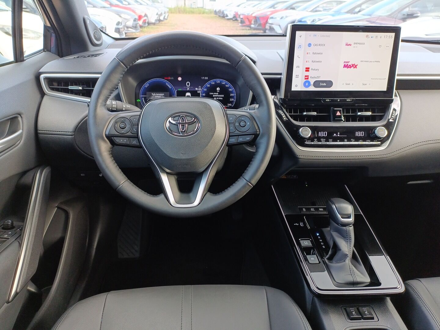 Toyota Corolla Cross - zdjęcie 14
