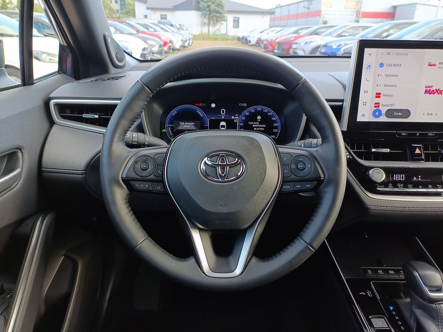 Toyota Corolla Cross - zdjęcie 15