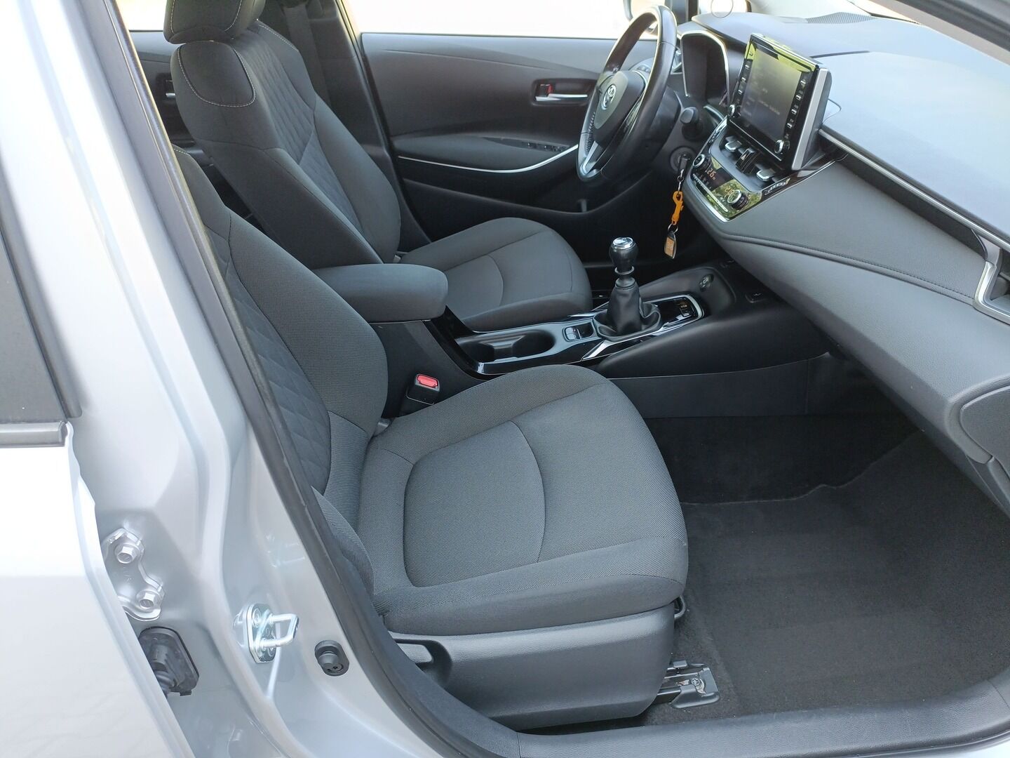 Toyota Corolla - zdjęcie 15