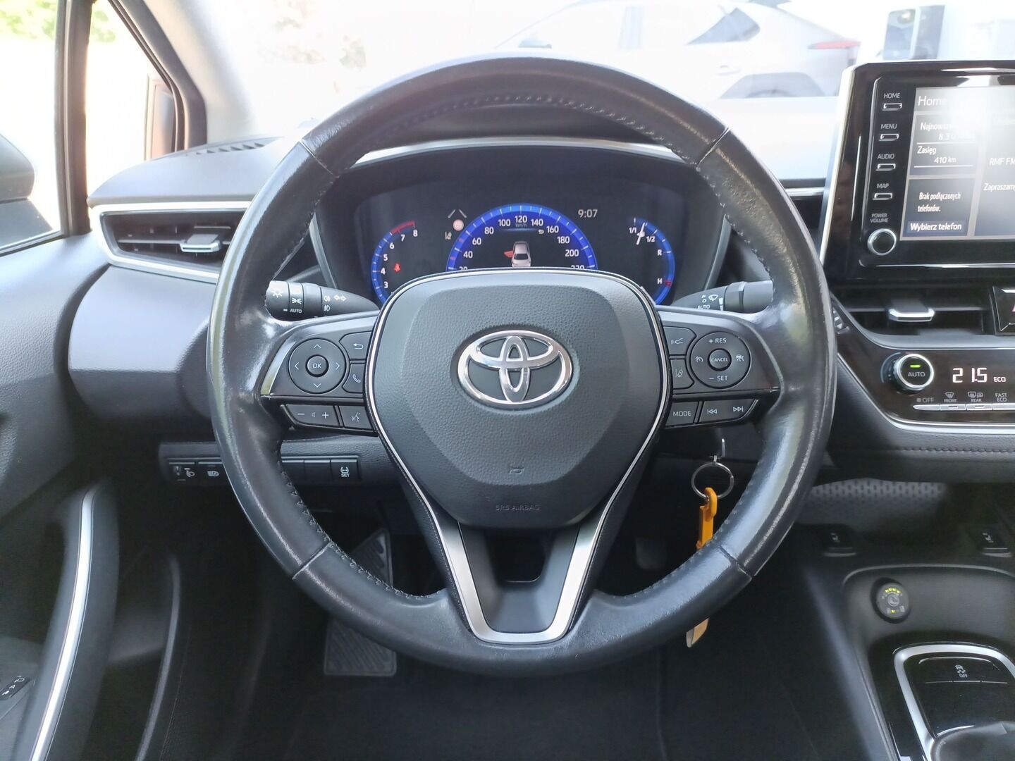 Toyota Corolla - zdjęcie 11