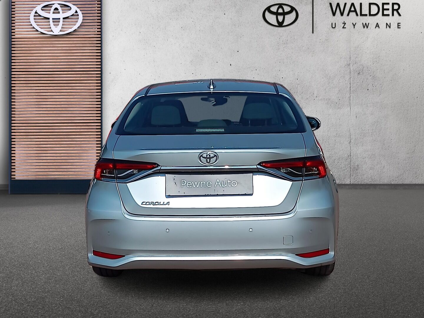 Toyota Corolla - zdjęcie 7