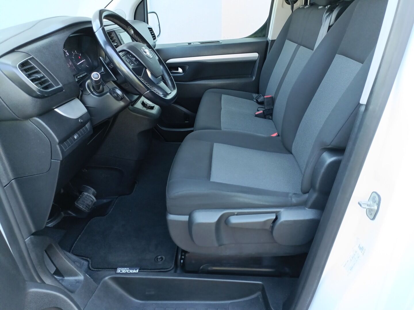 Toyota PROACE VERSO - zdjęcie 9