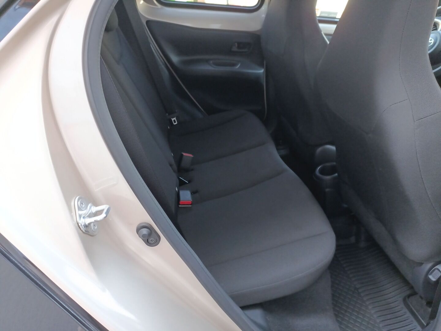 Toyota Aygo X - zdjęcie 12