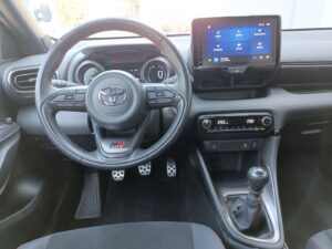 Toyota Yaris - miniatura 14