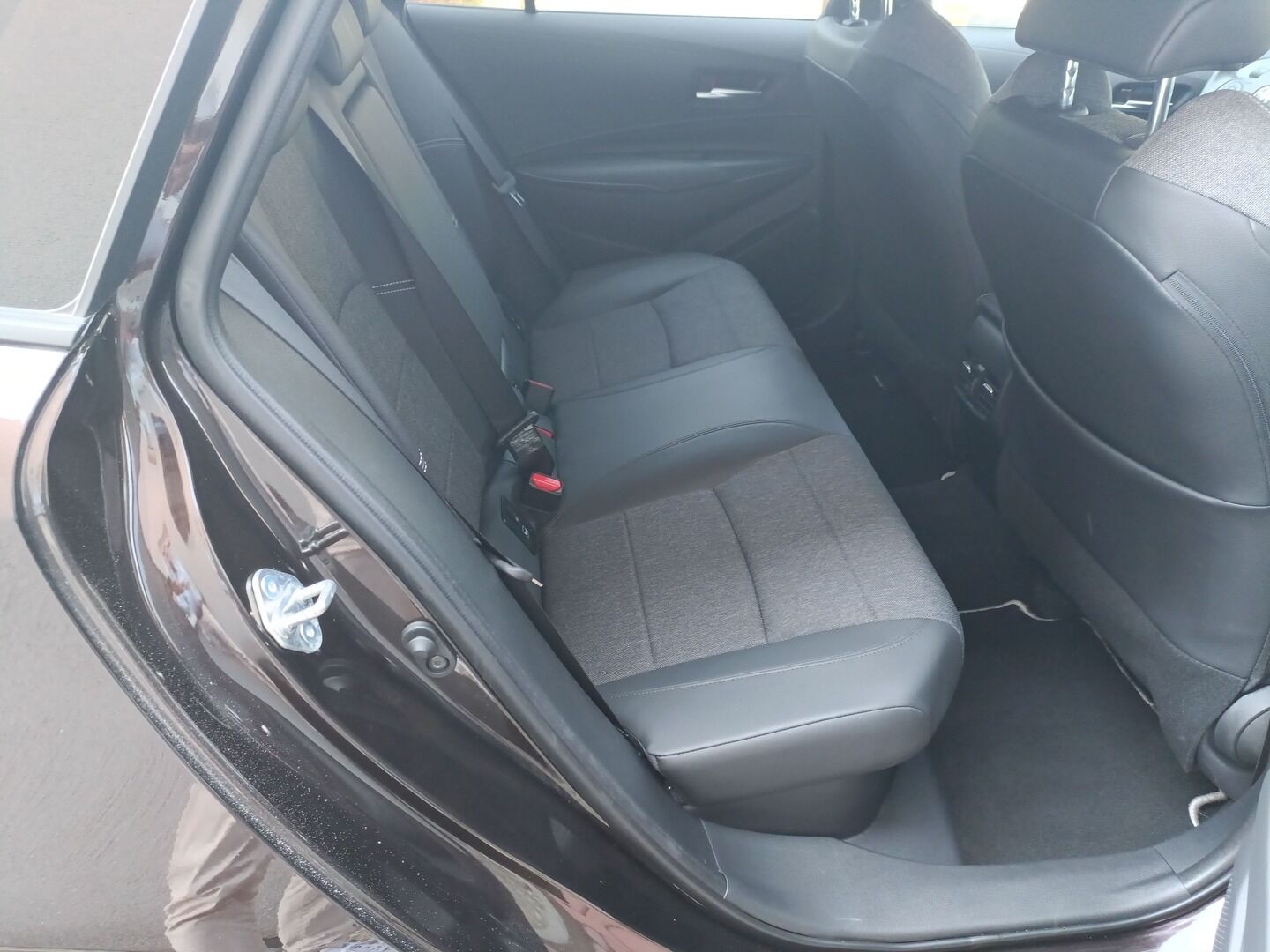 Toyota Corolla - zdjęcie 12