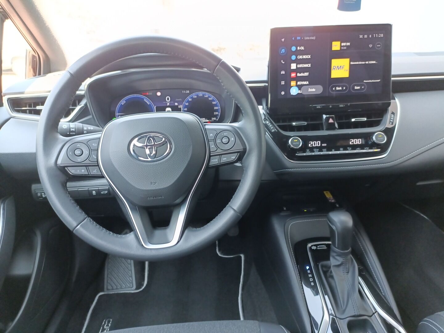 Toyota Corolla - zdjęcie 14