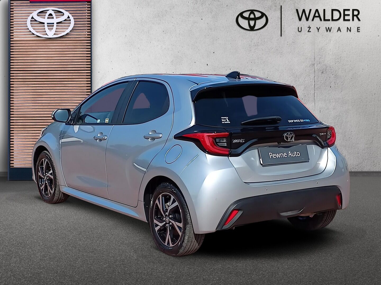 Toyota Yaris - zdjęcie 6
