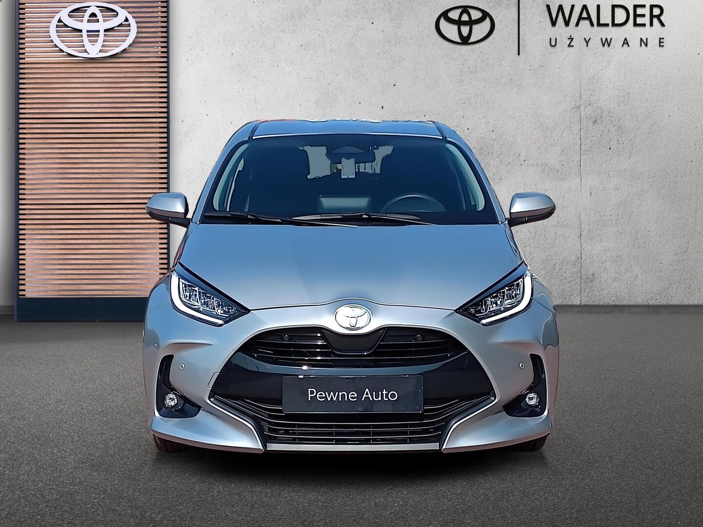 Toyota Yaris - zdjęcie 2