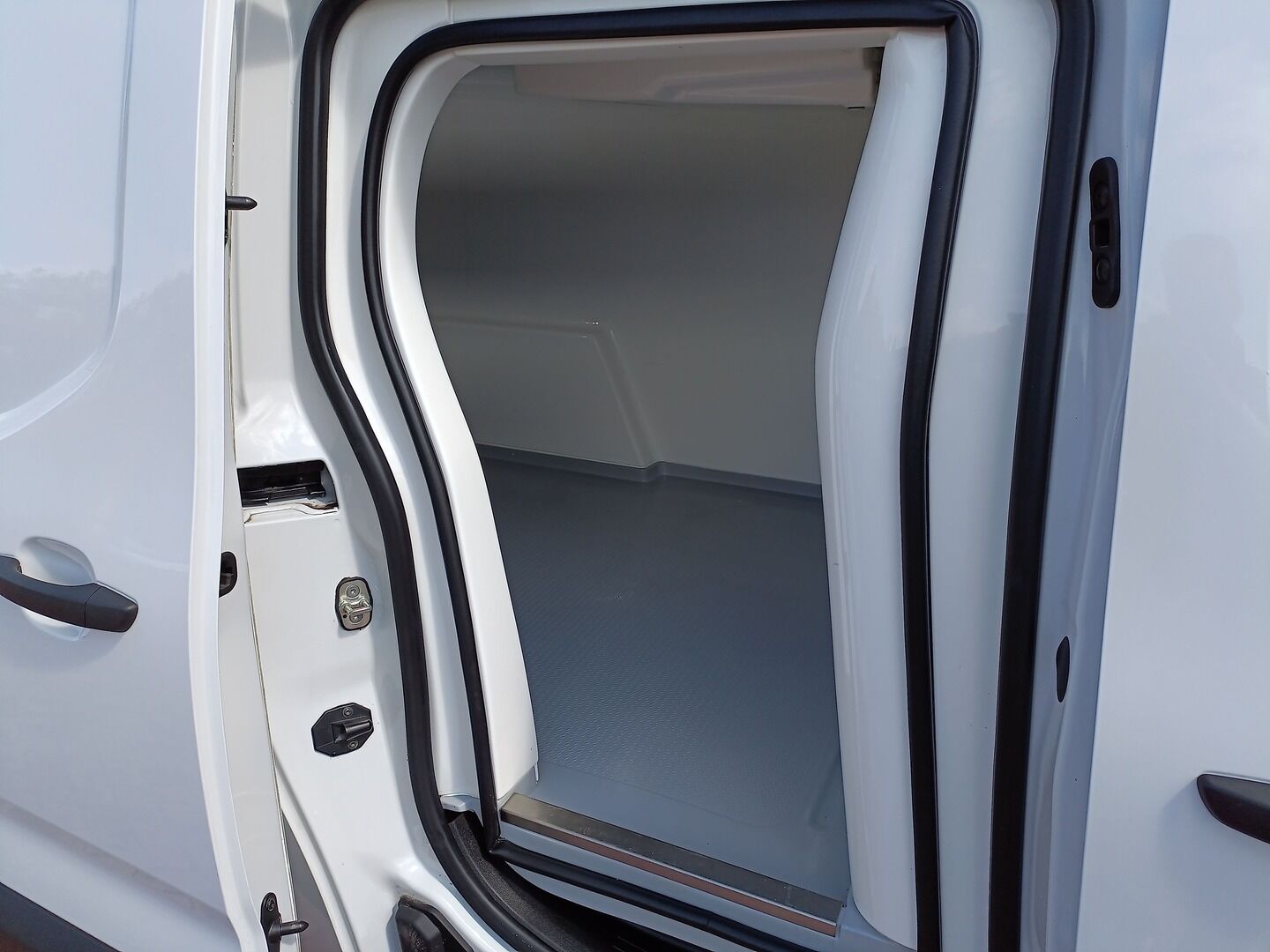 Toyota PROACE CITY - zdjęcie 16