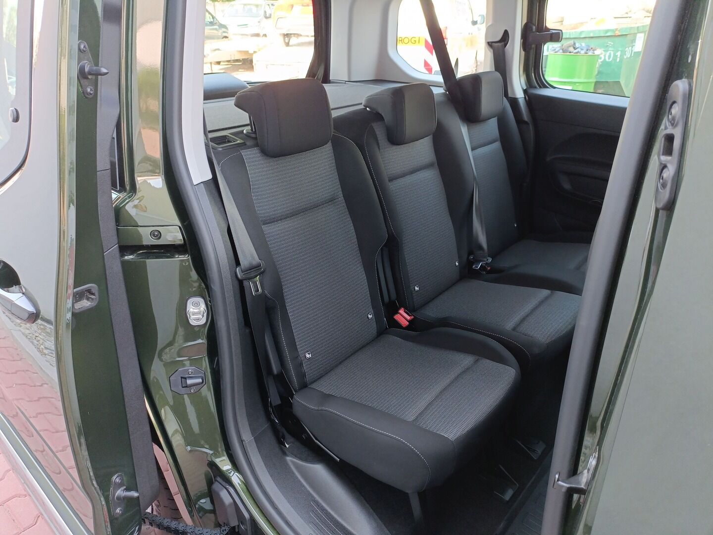 Toyota PROACE CITY VERSO - zdjęcie 23