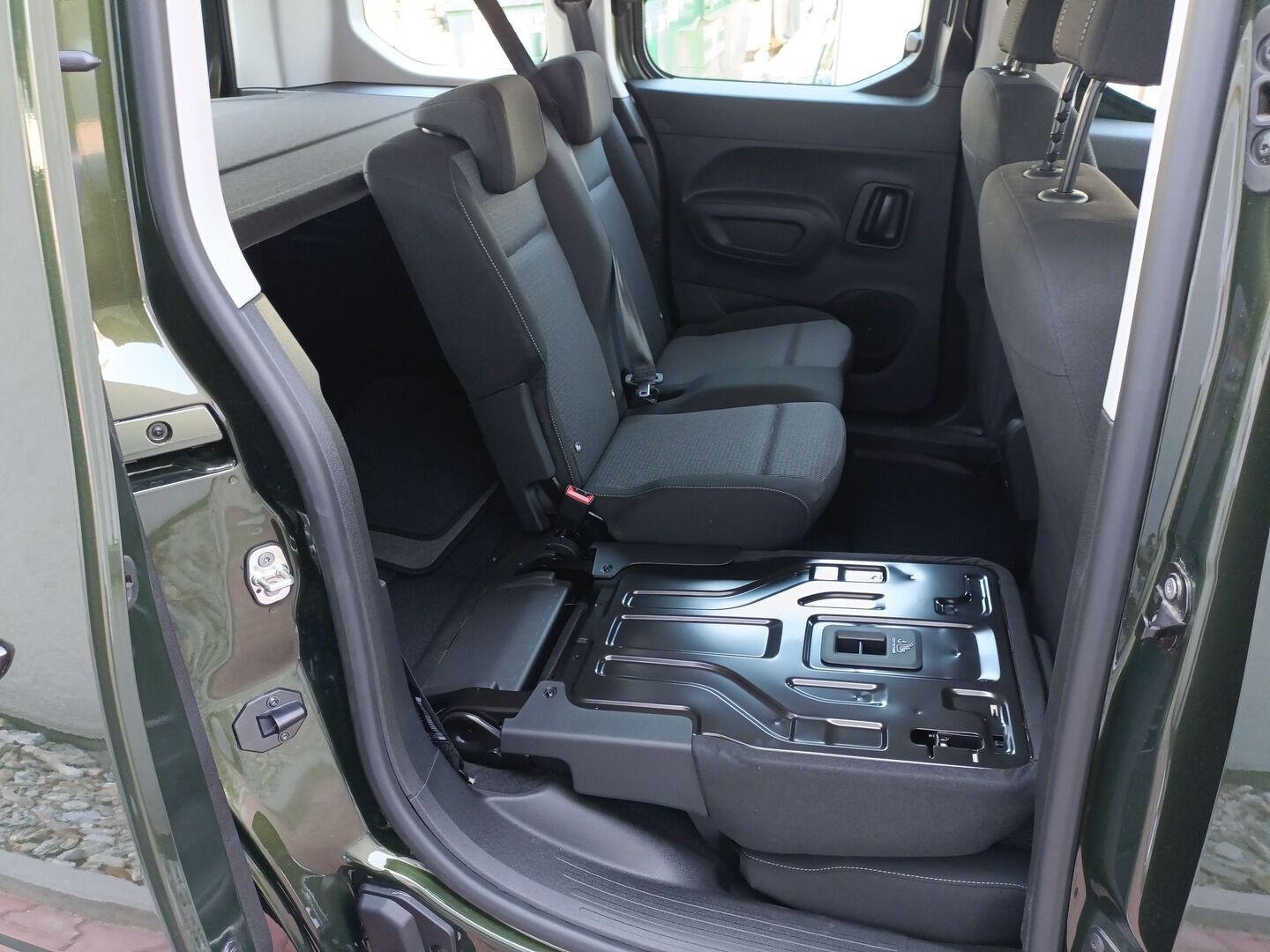 Toyota PROACE CITY VERSO - zdjęcie 24