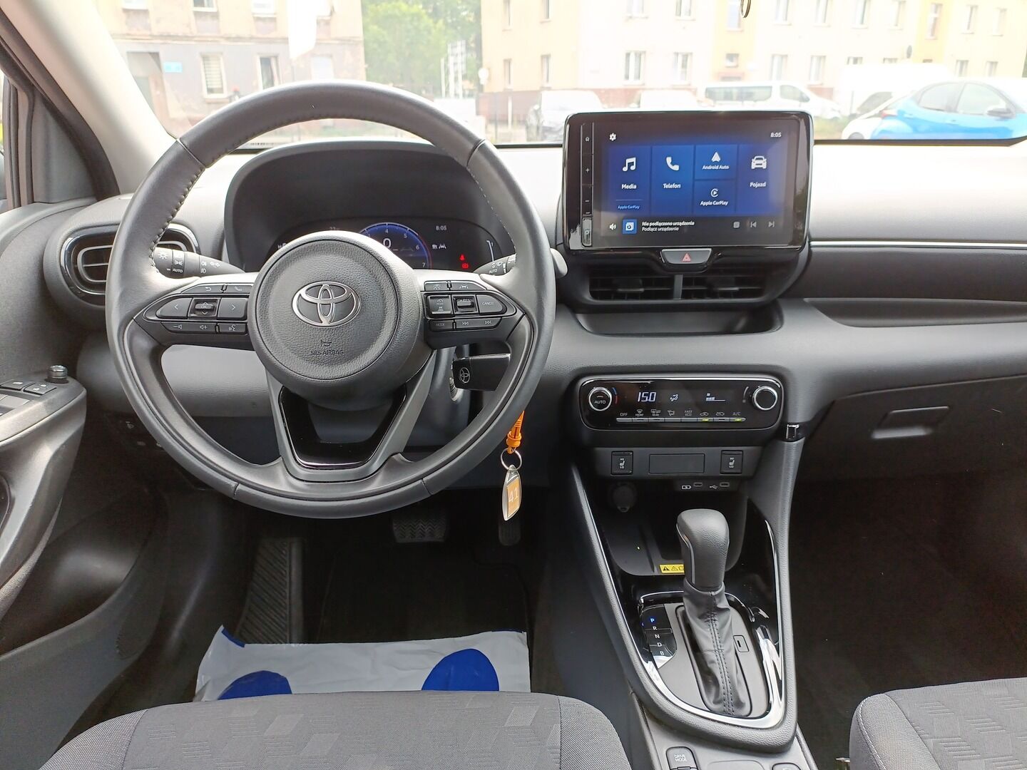 Toyota Yaris - zdjęcie 14