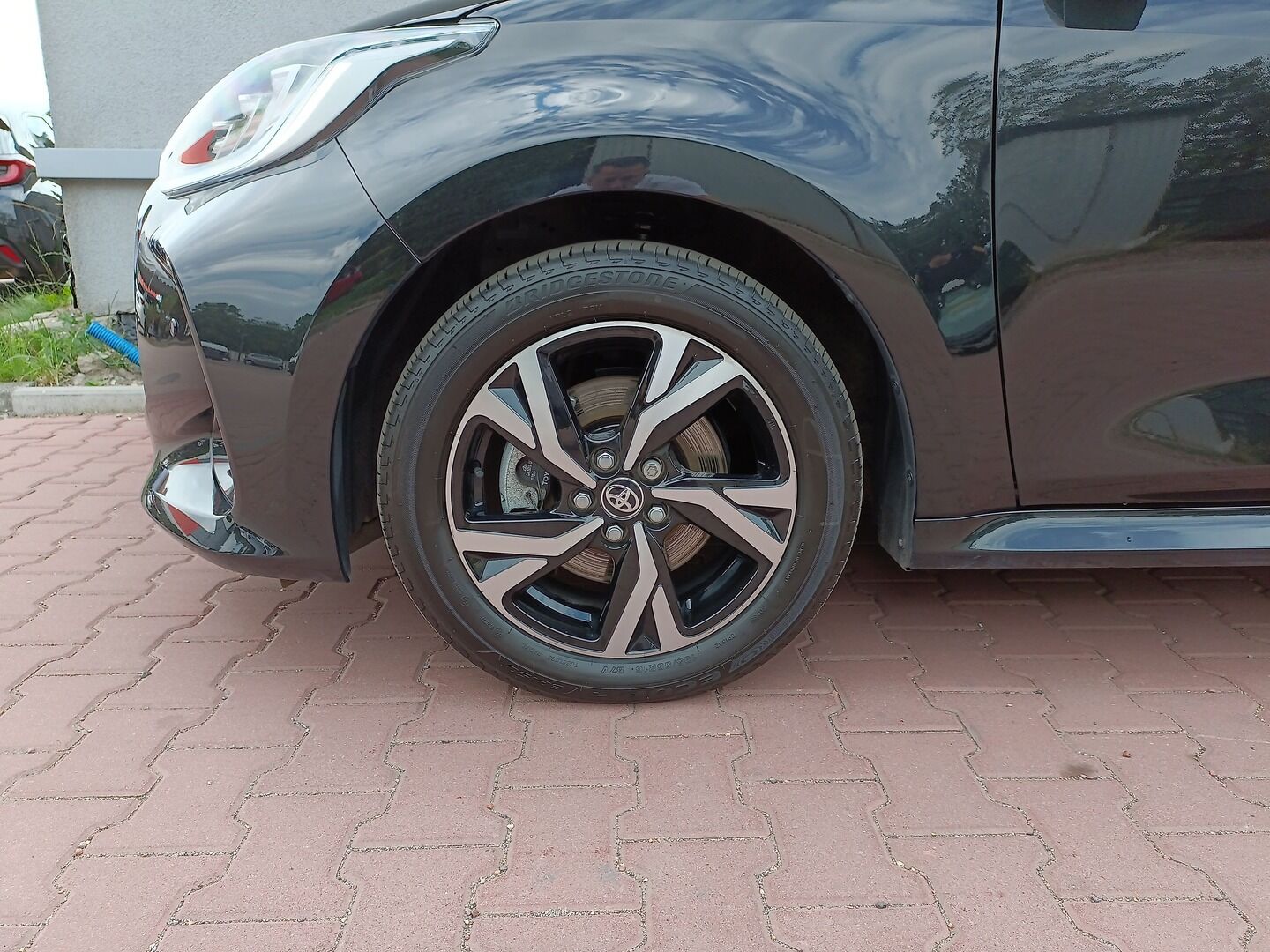 Toyota Yaris - zdjęcie 19