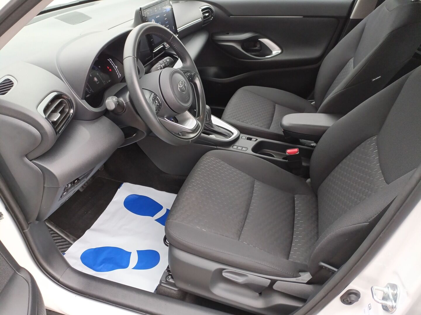 Toyota Yaris Cross - zdjęcie 9