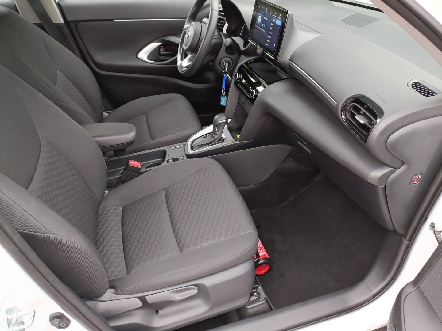 Toyota Yaris Cross - zdjęcie 12