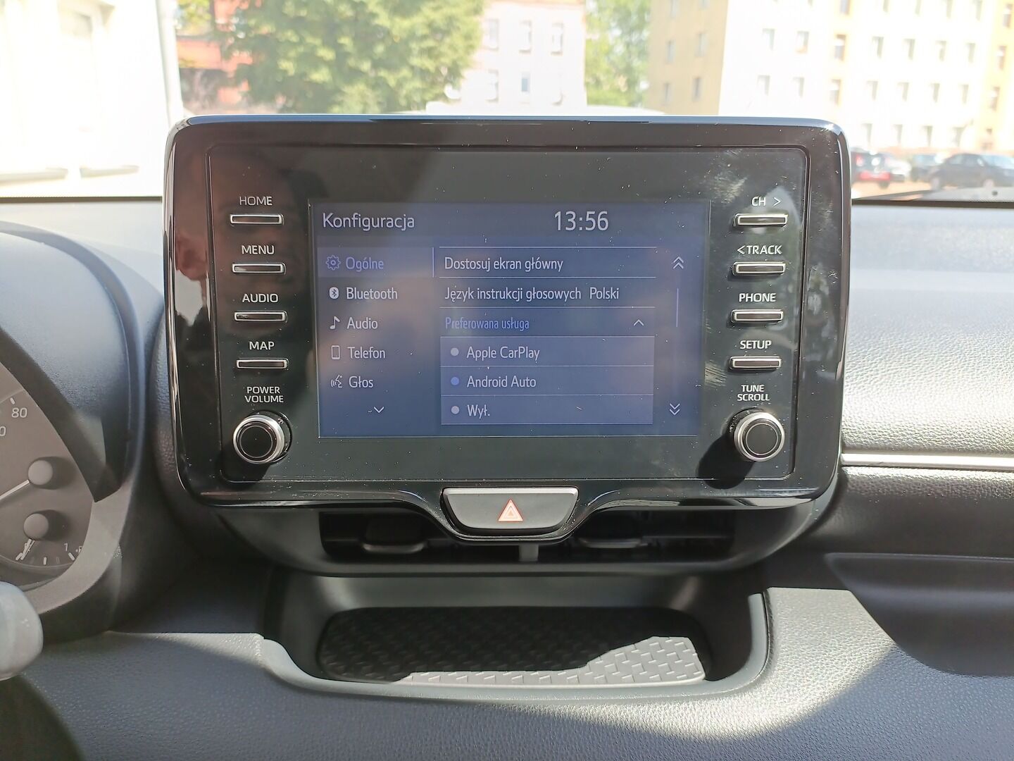 Toyota Yaris - zdjęcie 16