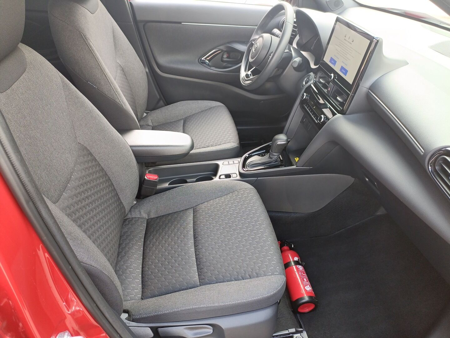 Toyota Yaris Cross - zdjęcie 11